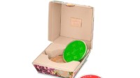 LV杯垫包装盒卖到1.8万元 外观神似“汉堡盒”