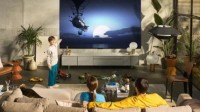 LG发布全球最大OLED显示屏电视 售价高达近20万元