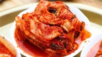 韩国多家快餐店生菜断供：开始大量进口中国泡菜