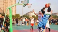 奔三的篮球少年与虚拟世界承载的篮球梦