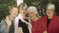 美国4姐妹总年龄超389岁创世界纪录 最小妹妹93岁