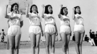 老照片：1955年的女子篮球队 莫斯科第一家M记