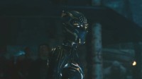 《黑豹2》全新预告：新任女黑豹登场、霸气后空翻