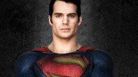 卡維爾談再演超人：為何選擇《鋼鐵之軀》戰衣