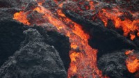 世界最大活火山“茂纳洛亚”或将喷发 当地居民已预警