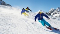 滑雪装备销售火热 有企业单板滑雪板销量猛增50%