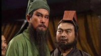 知情人纷纷爆料：“关羽”生前还在帮“张飞”