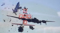 美国航展两架飞机相撞坠毁：轰炸机碰上了战斗机