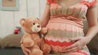 新研究称生育永久改变女性骨骼：钙和磷浓度降低