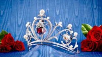 《凡尔赛的玫瑰》推出玛莉安东妮德王冠 售价超500万