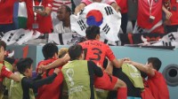 世界杯韩国2-1战胜葡萄牙 顺利挺进16强