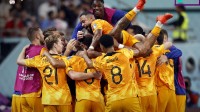 世界杯荷兰3-1战胜美国 顺利晋级八强！