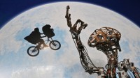 經典科幻片《E.T.》電影原型拍賣 260萬美元成交