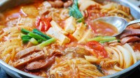 美媒称韩国部队锅是美军剩菜乱炖 被指种族主义