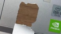 惠普笔记本维修后发现掌托是木头的 官方：马上安排售后工程师联系