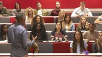 牛津大学正式禁止师生恋：此前是“强烈不鼓励”