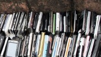 我国每年废弃手机约4亿部 建议推动闲置物再利用