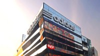 分析师预计adidas很难夺回中国市场：销售额大跌50%
