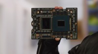 老黄掏出CPU+GPU超级芯片：还有CPU+CPU二合一