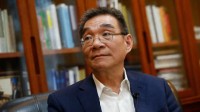 林毅夫称未来可能每周只用工作一天 AI承担大量工作