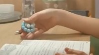 继合唱《孤勇者》之后 小学生又开始流行盘手串了