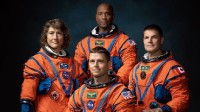 NASA公布月球探险队名单：包含一名女性和非裔宇航员