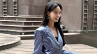 小S二女儿Lily再拍广告 被指像小孩偷穿大人衣服