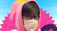 小岛秀夫转发自己《芭比》海报：谁不喜欢粉粉嫩嫩呢