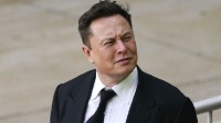 马斯克称收购推特非自愿：是董事会“拿枪逼我”