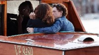 Dutch brother Zendaya's sweet tour of Venice: Look at each other affectionately and hug!