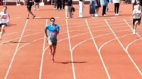 大学男生以20秒76获校运会200米金牌 未来可期