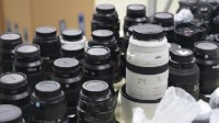 海关破获5.68亿相机走私案 查扣相机、镜头等236个