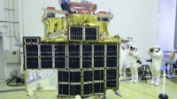 日本下半年将第三次挑战登月 探测器SLIM首度亮相