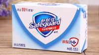 舒肤佳回应香皂含荧光剂 放心用没问题：网友不买账