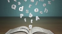 学生打架老师要求用英语说过程 散装英语让网友笑趴