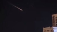 北京夜空现不明发光体 官方：火箭残骸再入大气层