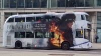玩家拍到《最终幻想16》公交车：超炫涂装吸睛惹眼