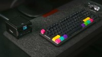 Xulu推出XR1迷你主机：自带OLED显示屏