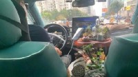 “被首尔的出租车惊到了”上热搜 网友晒国内网约车：都是弟弟