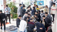 花30万买车的人越来越多 网友：都好有钱