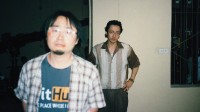 《孤注一掷》导演分享电影幕后照：压抑之外是欢乐