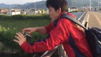 刚买的iPhone14被人磕翻掉入湘江 沟通索赔无果