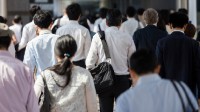 全国仍有超1400万人承受极端通勤：单程超过60分钟 