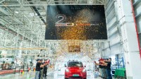 特斯拉上海超级工厂第200万辆整车下线：40秒一台