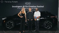 FF 91全球首位女性车主交车：原是好莱坞明星