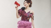 Sweet Enchantment Unveiled! Tang Yan Shines in "King of Kings 8," with Pink High Heels
