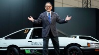 丰田章男再度质疑电动汽车:实现碳中和的方法有很多