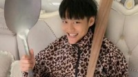 带货大牌被嘲低俗 “疯狂”标签反噬小杨哥