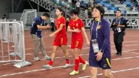 中国女足主教练水庆霞 获年度最佳女教练奖 