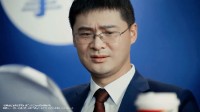 瑞幸新广告联动罗翔！喝酱香拿铁会不会酒驾？